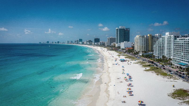 Cancún Hotel Zone: the resort strip, honestly explained