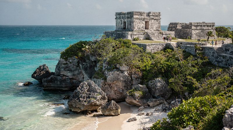 Tulum — ruins above the Caribbean
