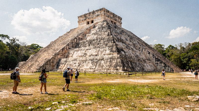 Maya ruins & archaeology