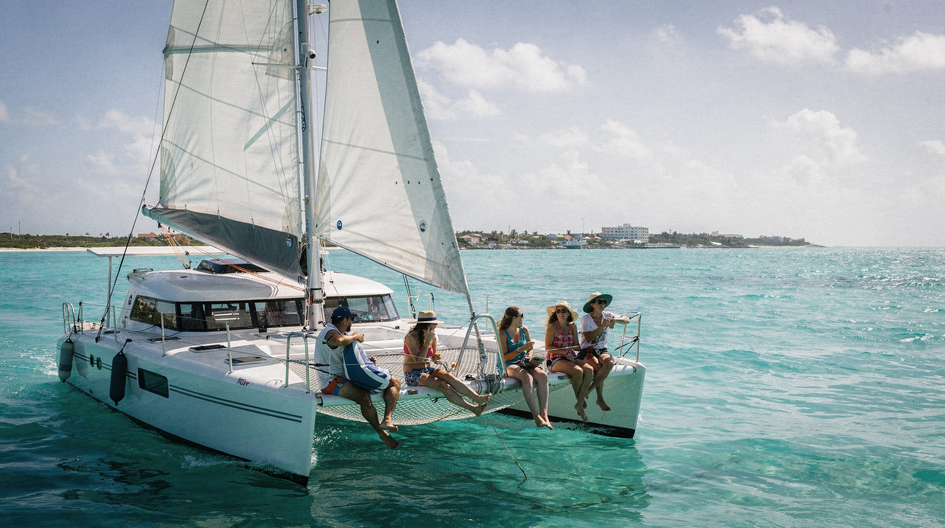 Isla Mujeres catamaran trips: what they're really like