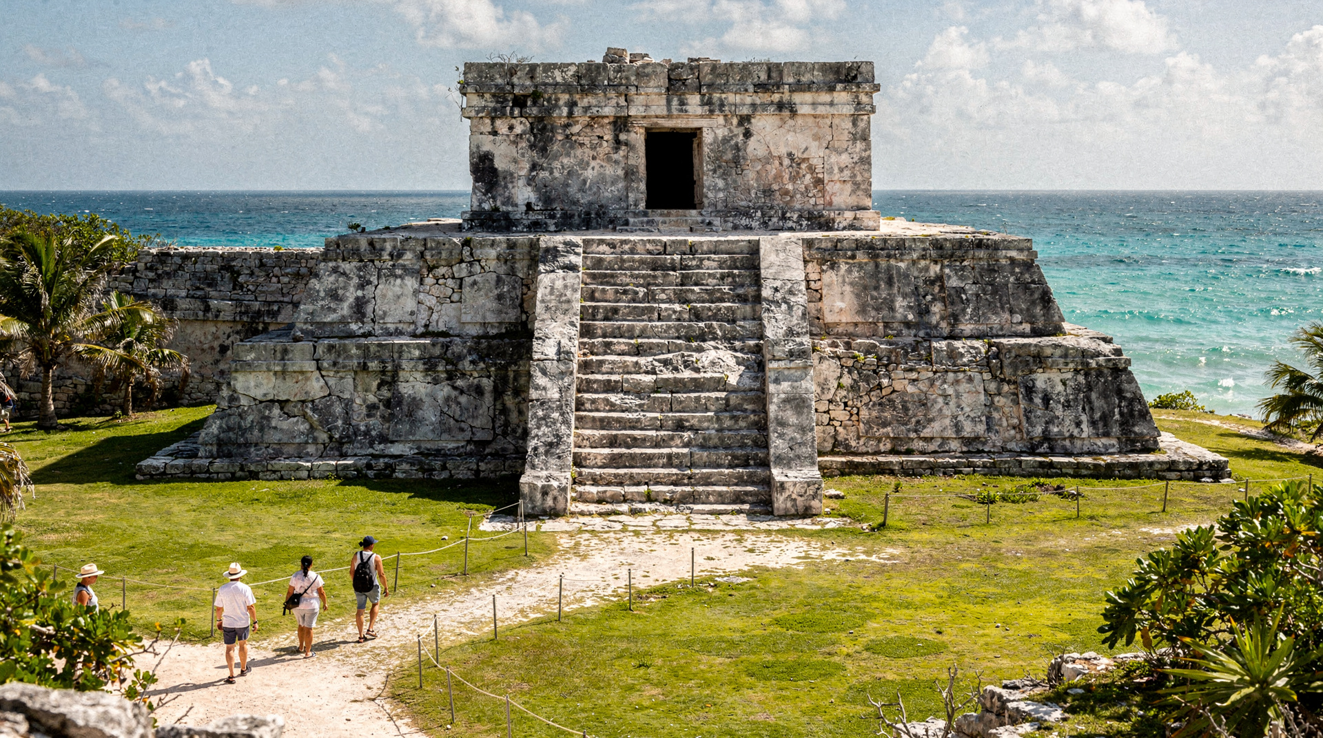 Tulum ruins guide: the cliff-top Maya site